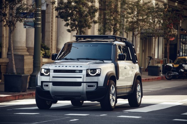 НОВИЙ LAND ROVER DEFENDER ВЖЕ В УКРАЇНІ