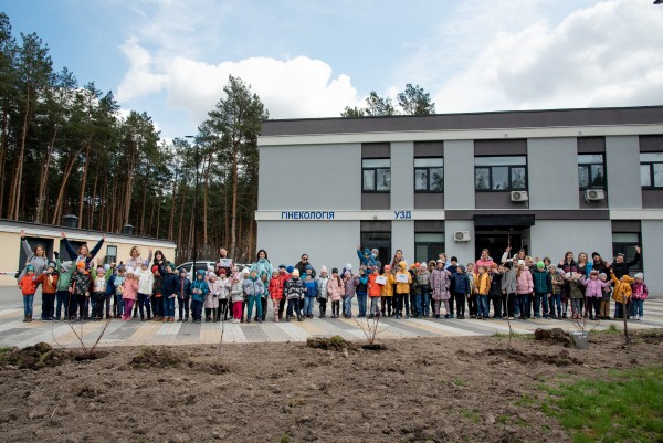 «Майбутнє планети з Advance Green School». Як ми дерева висаджували (фотозвіт)